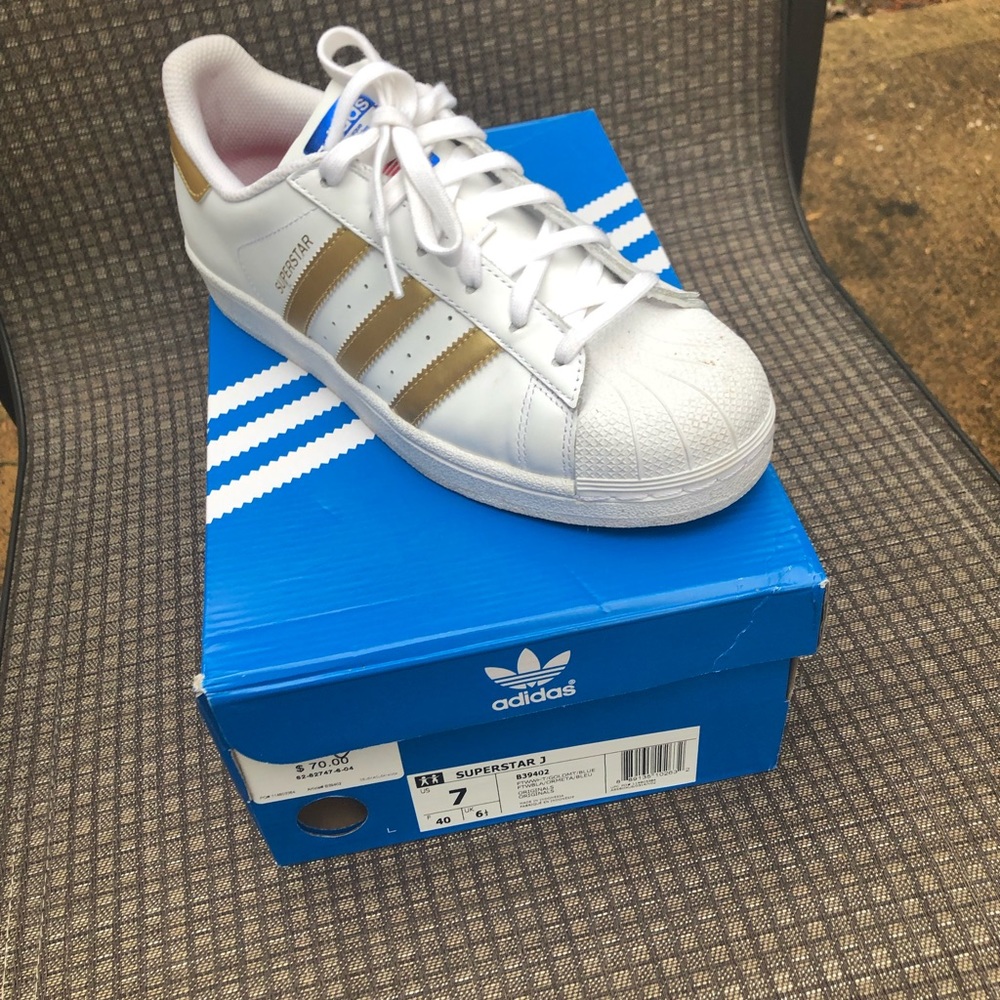 adidas - Picture 3 of 3